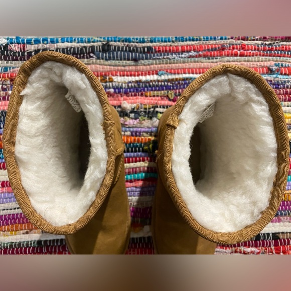 Women’s Koolaburra by UGG Boots, Size 5, Sorry no box - Picture 7 of 7